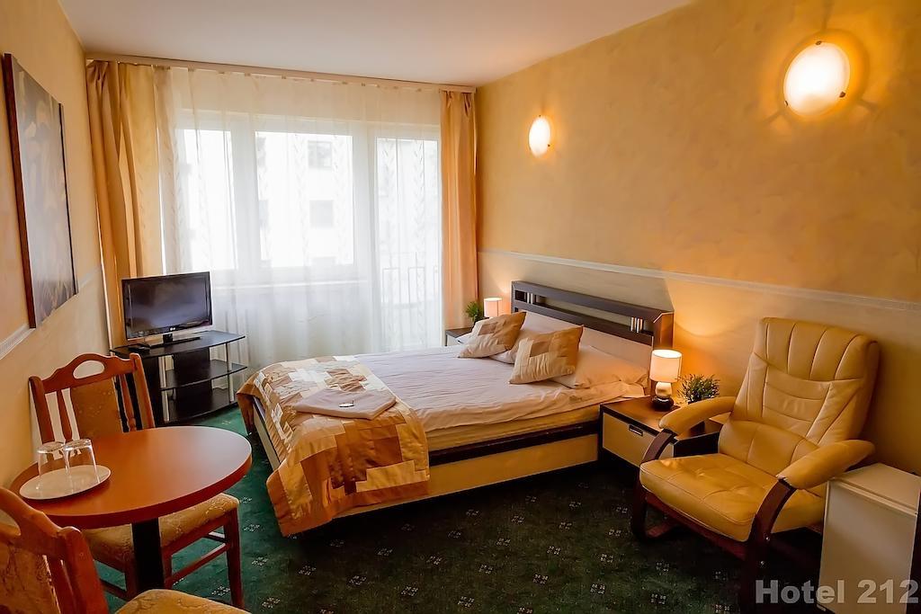 Hotel 212 Warszawa Rom bilde