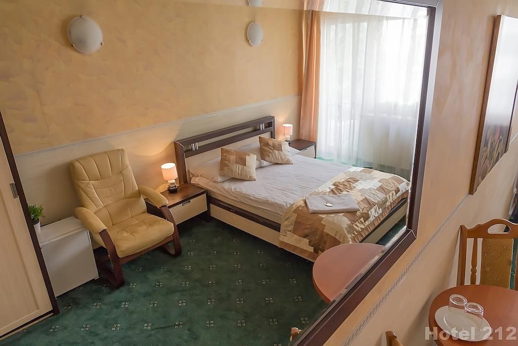 Hotel 212 Warszawa Rom bilde
